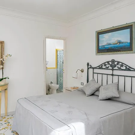Il Girasole 3* Анакапри