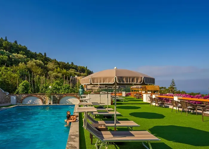 Hotell Il Girasole 3*