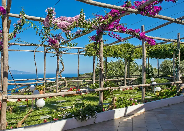 Il Girasole Hotell 3*