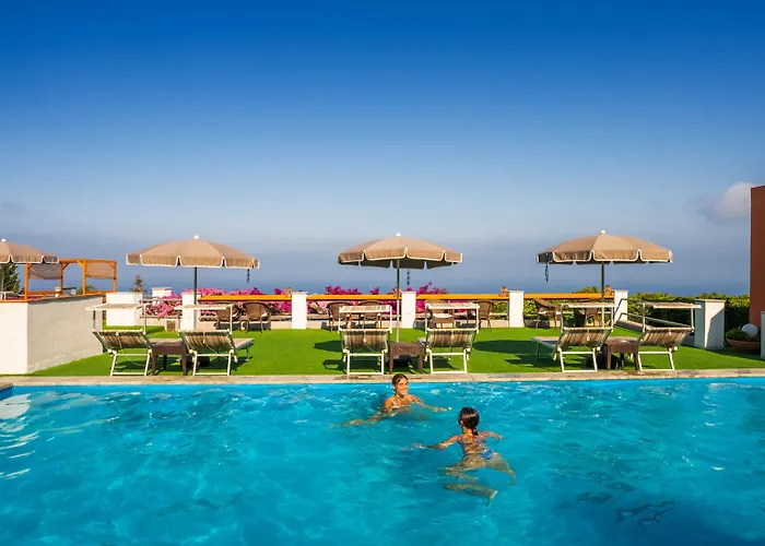 فندق اي 1 غيراسول أناكابْري